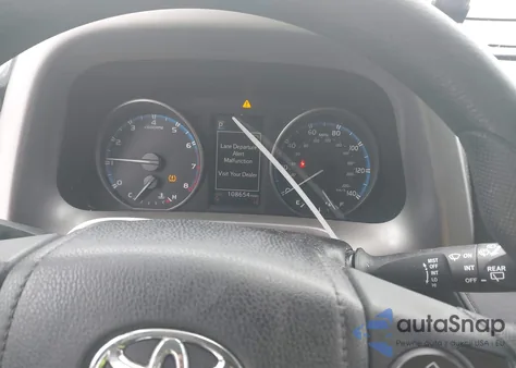 2017 Toyota Rav4 Le из США, поврежденный, VIN 2T3BFREV2HW567947